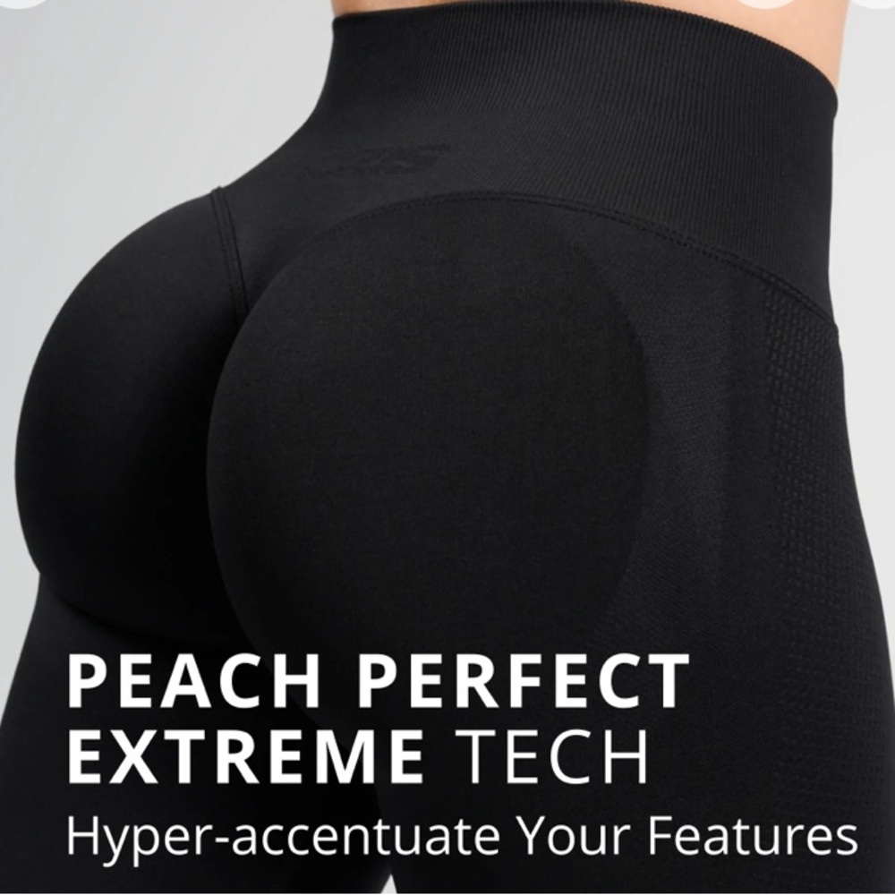 Women's Black High-Waisted Leggings - Picture 8 of 12